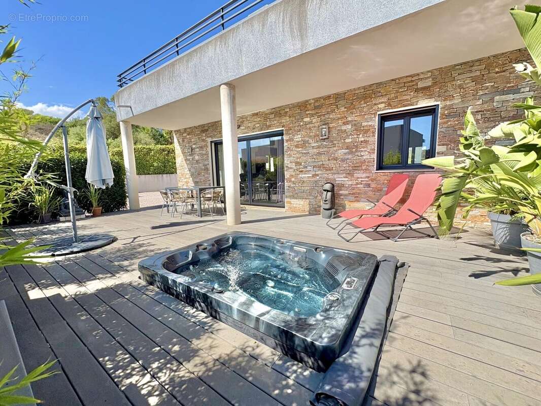 Maison à SAINT-RAPHAEL