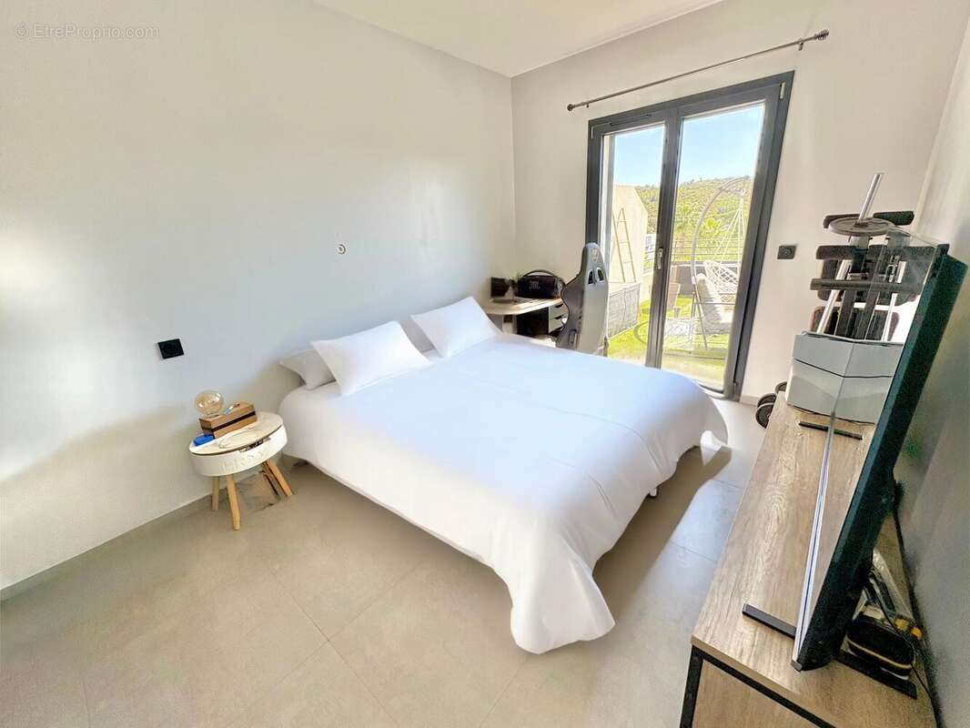 Maison à SAINT-RAPHAEL