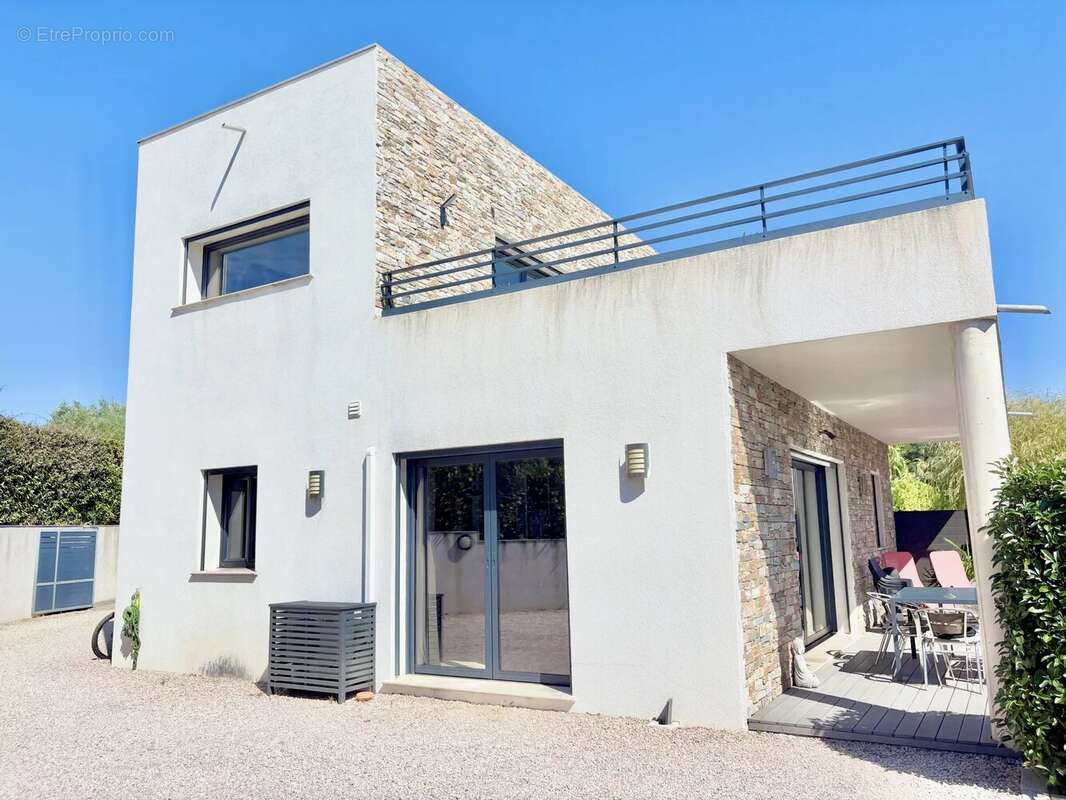 Maison à SAINT-RAPHAEL