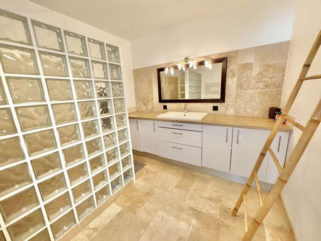 Maison à SAINT-RAPHAEL