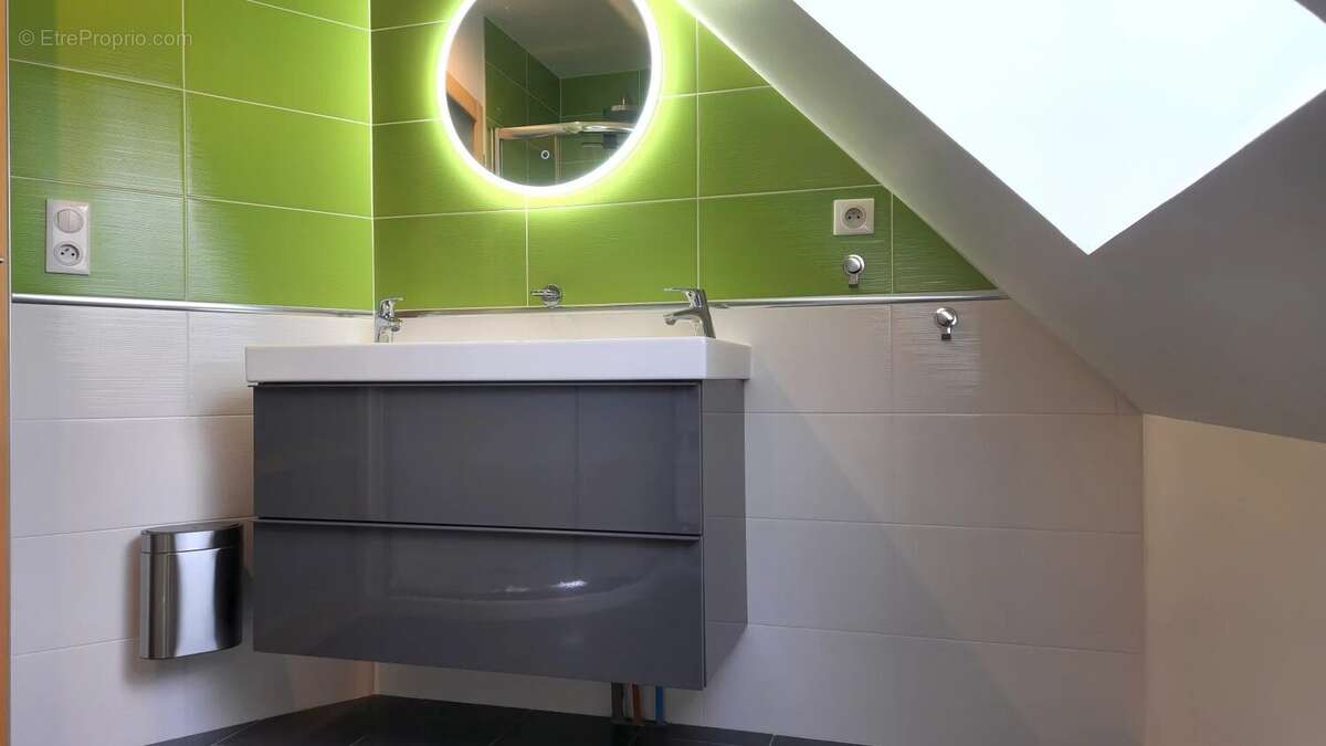 Maison à AZAY-LE-RIDEAU