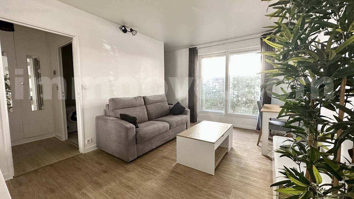 DE1BF79B-1E44-494E-9FC3-42414707AD43_1_105_c - Appartement à CHARENTON-LE-PONT