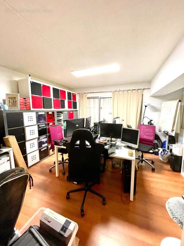 Appartement à PARIS-20E