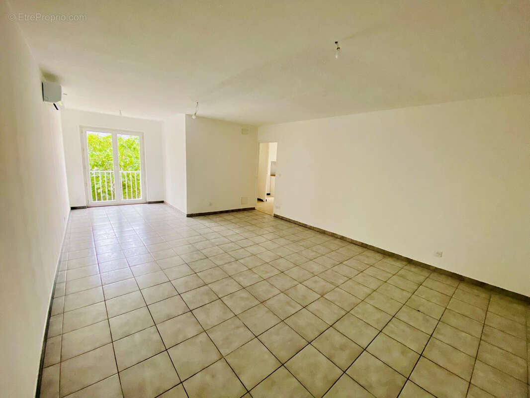 Appartement à ESPIRA-DE-L&#039;AGLY