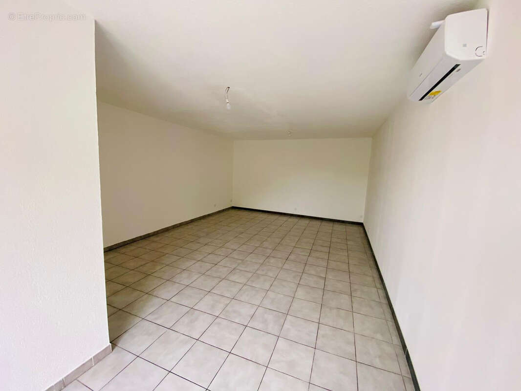 Appartement à ESPIRA-DE-L&#039;AGLY