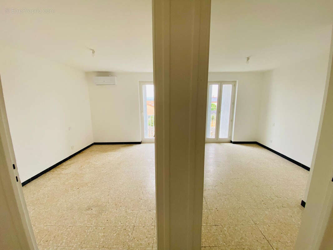 Appartement à ESPIRA-DE-L&#039;AGLY