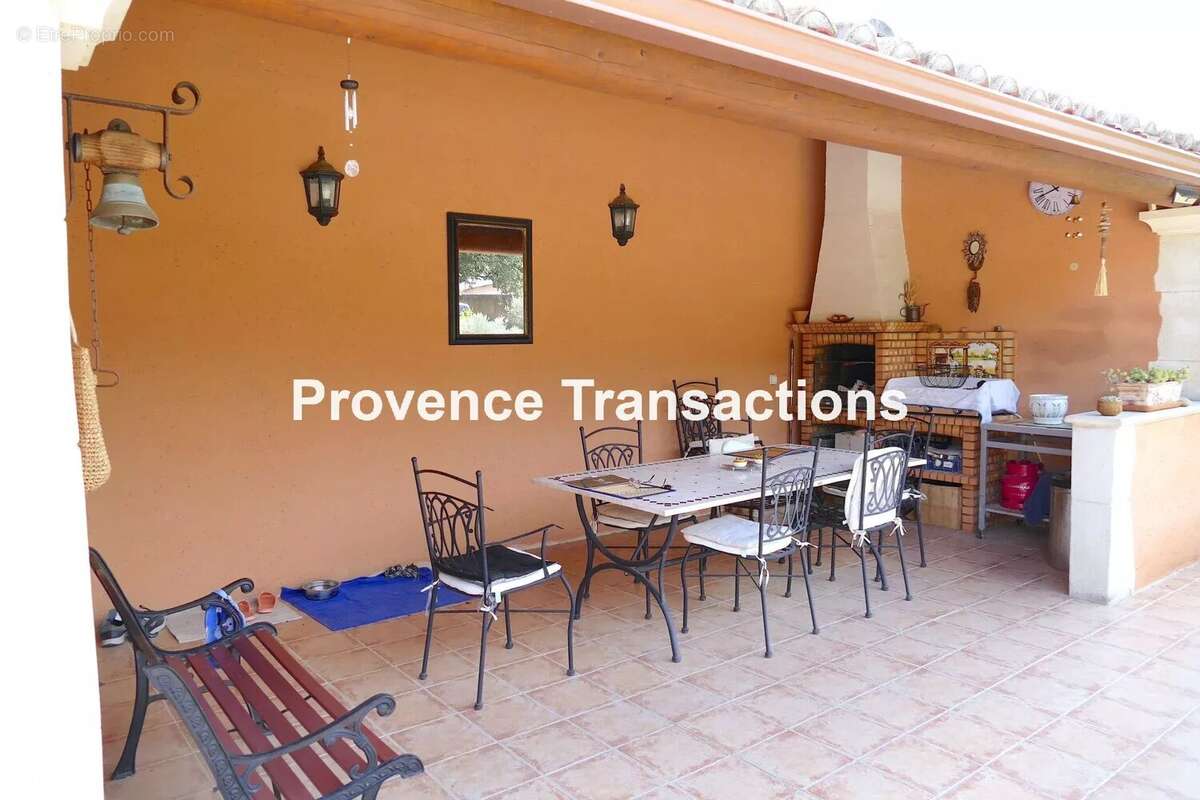 Maison à LAGARDE-PAREOL