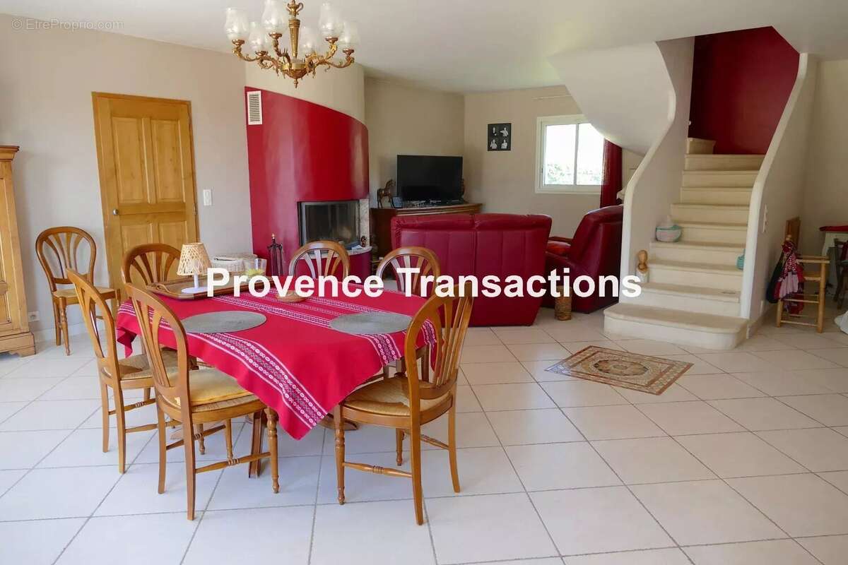 Maison à LAGARDE-PAREOL