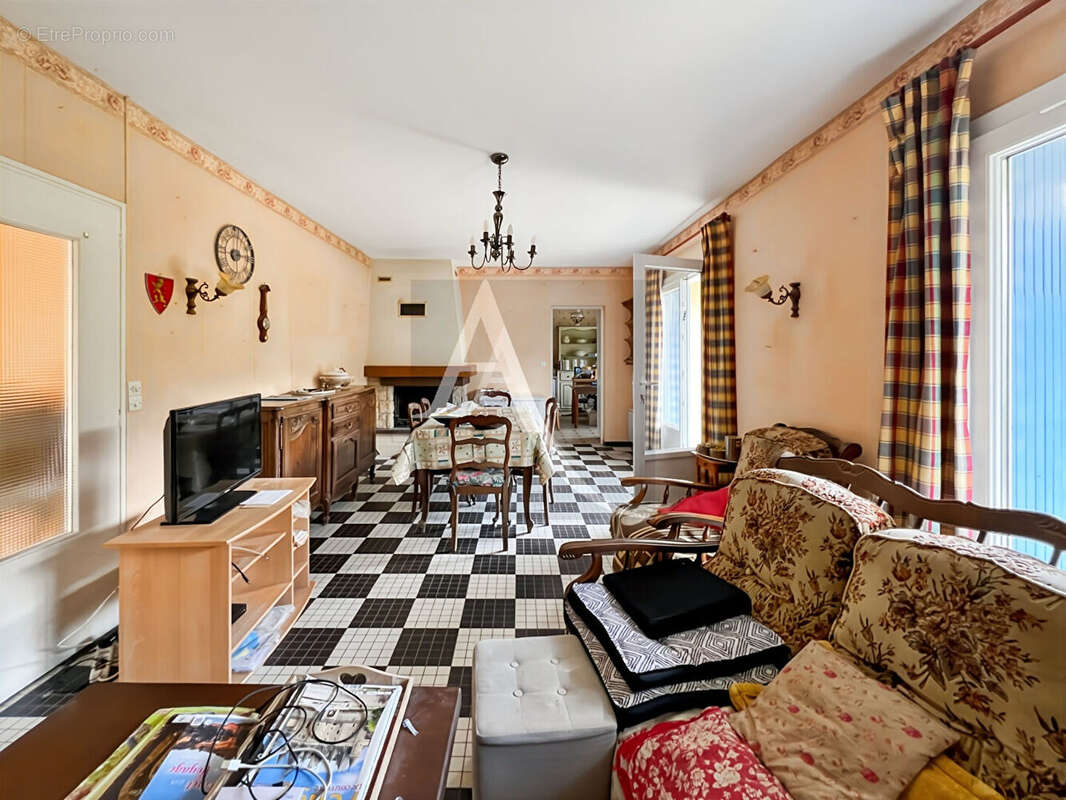 Maison à CONDEZAYGUES