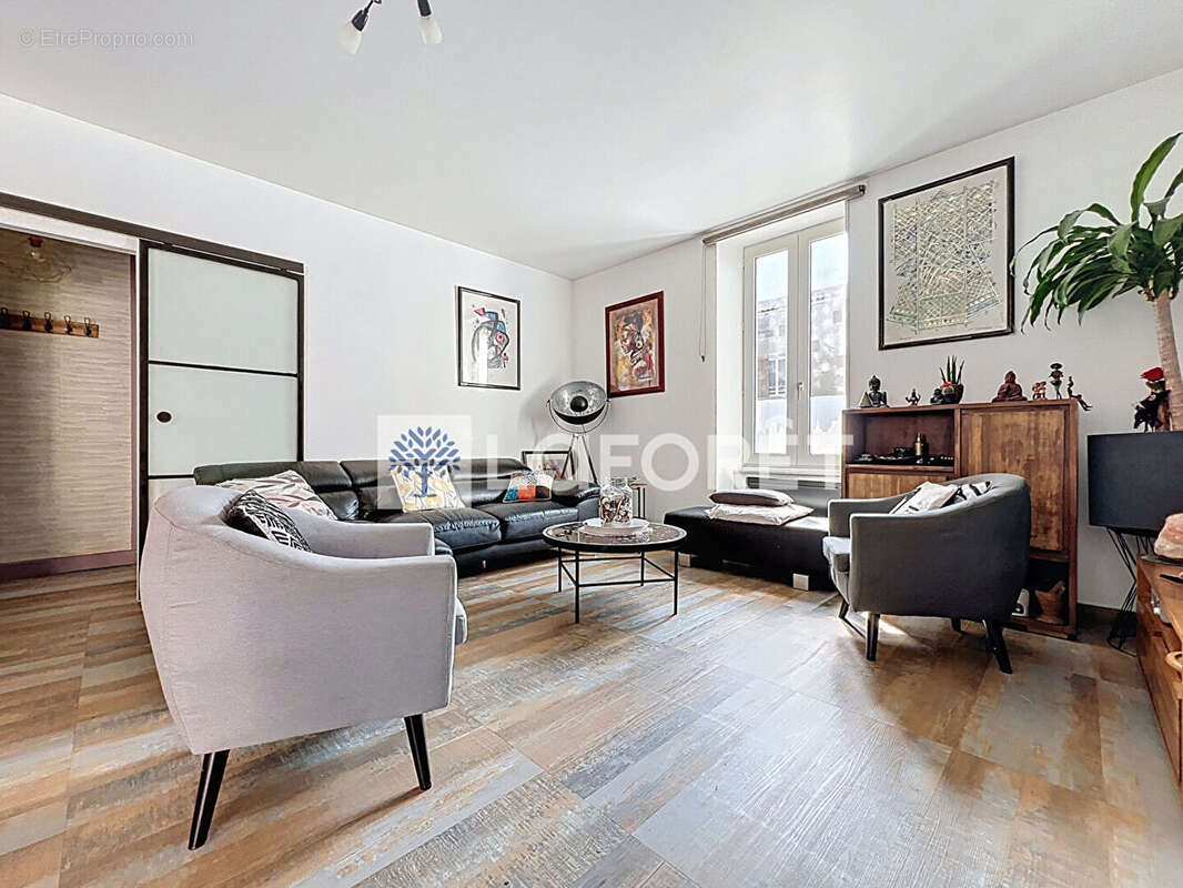 Maison à LA FERRIERE-EN-PARTHENAY