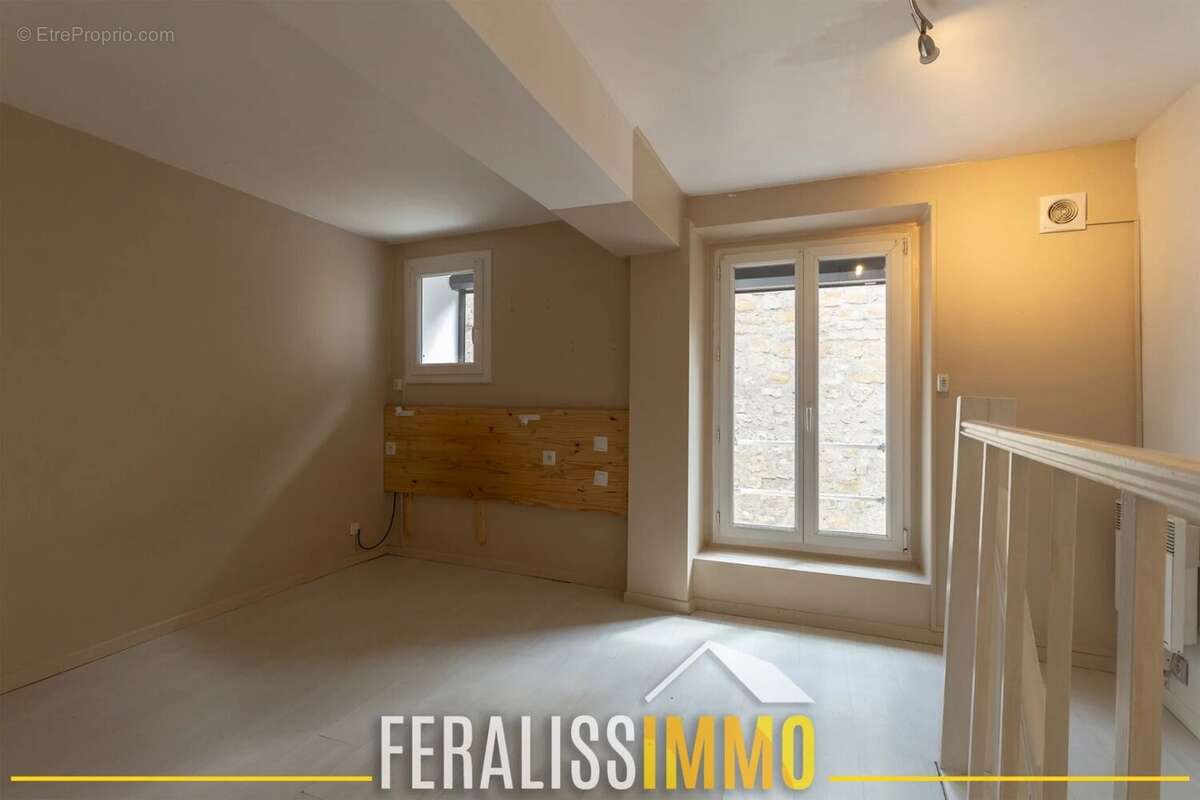 Appartement à VAUREAL