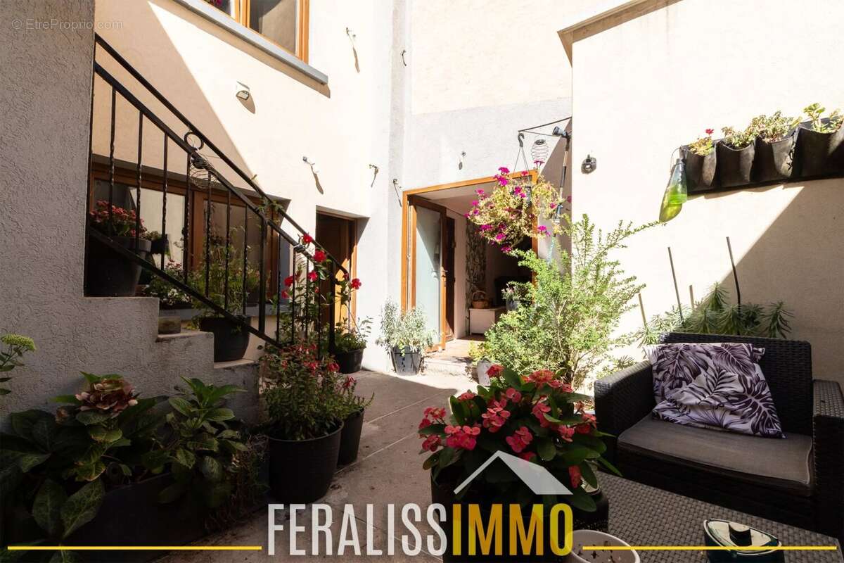 Maison à EVECQUEMONT