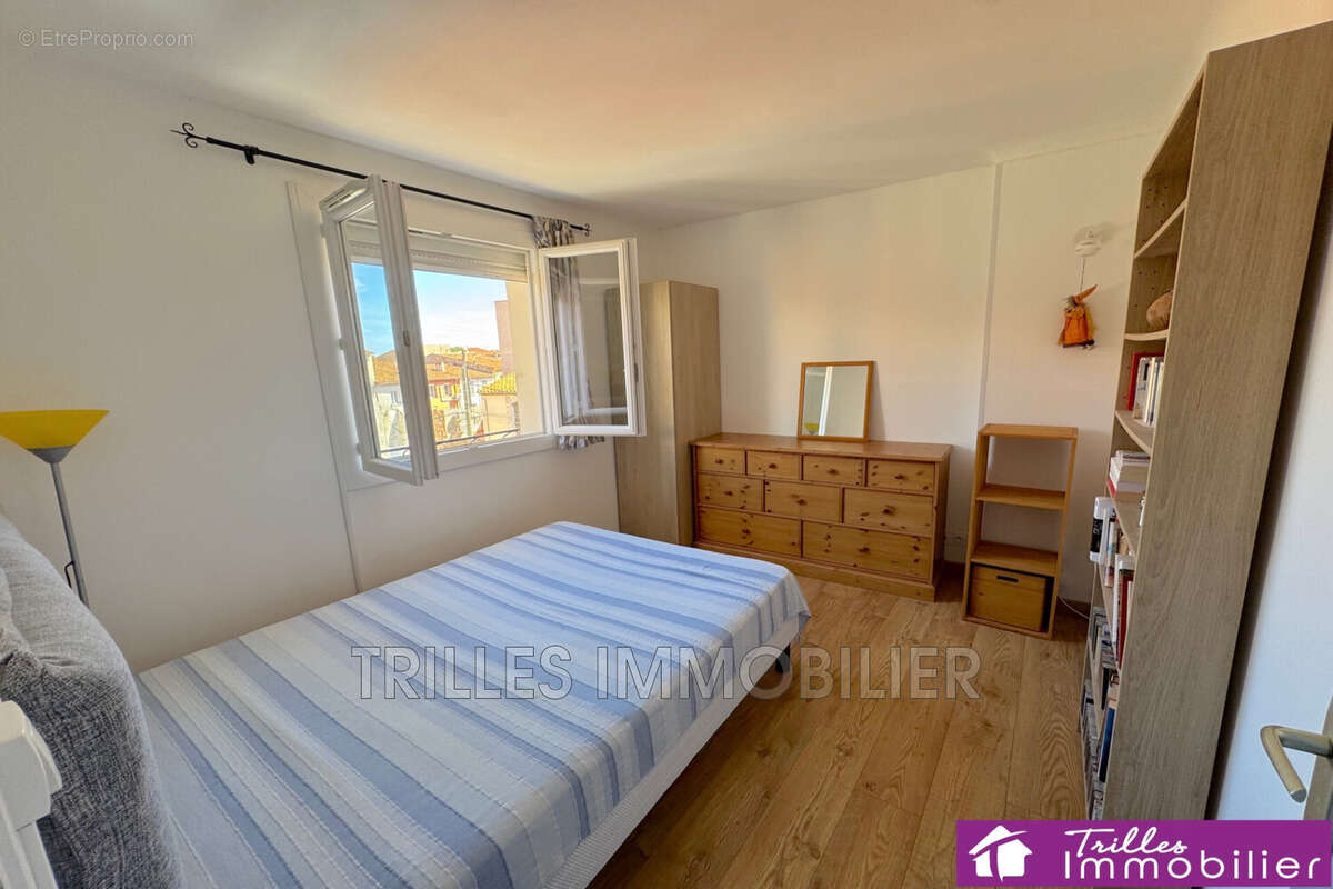 Maison à SAINT-LAURENT-DE-LA-SALANQUE