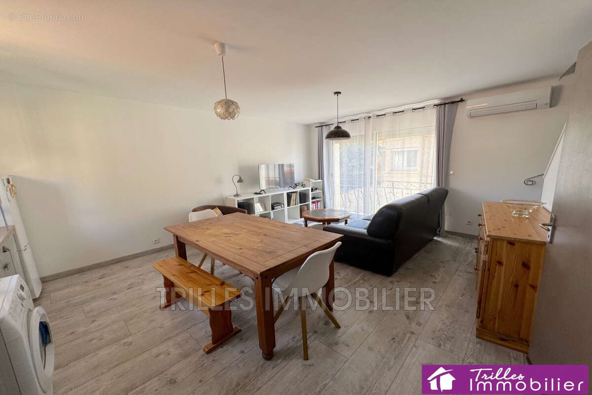 Maison à SAINT-LAURENT-DE-LA-SALANQUE