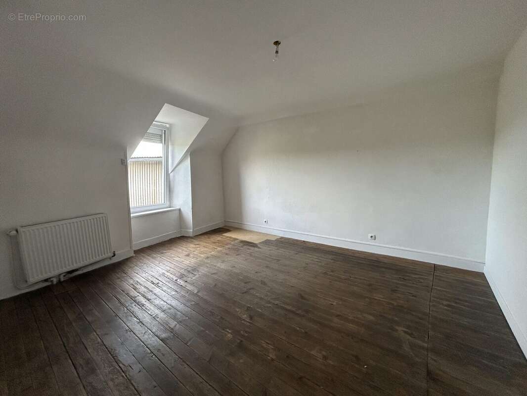 Maison à PONT-D&#039;OUILLY