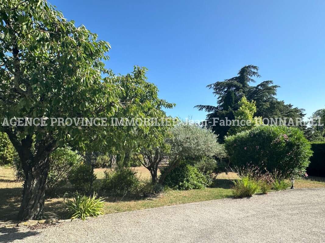 Maison à GRIGNAN