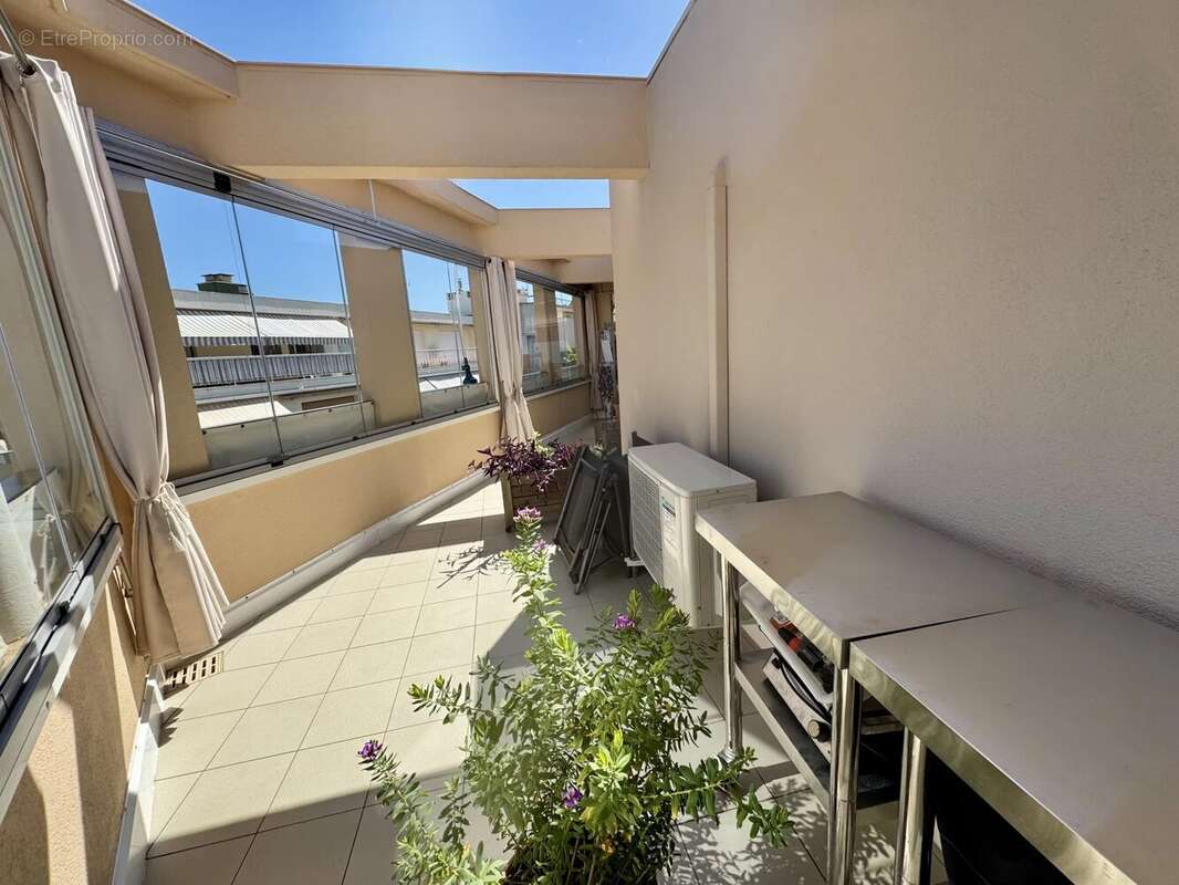 Appartement à CANNES