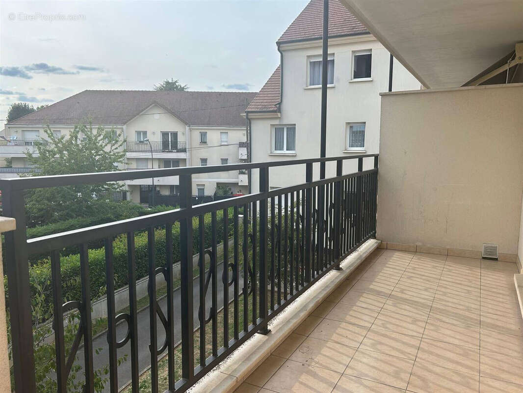 Appartement à PONTAULT-COMBAULT