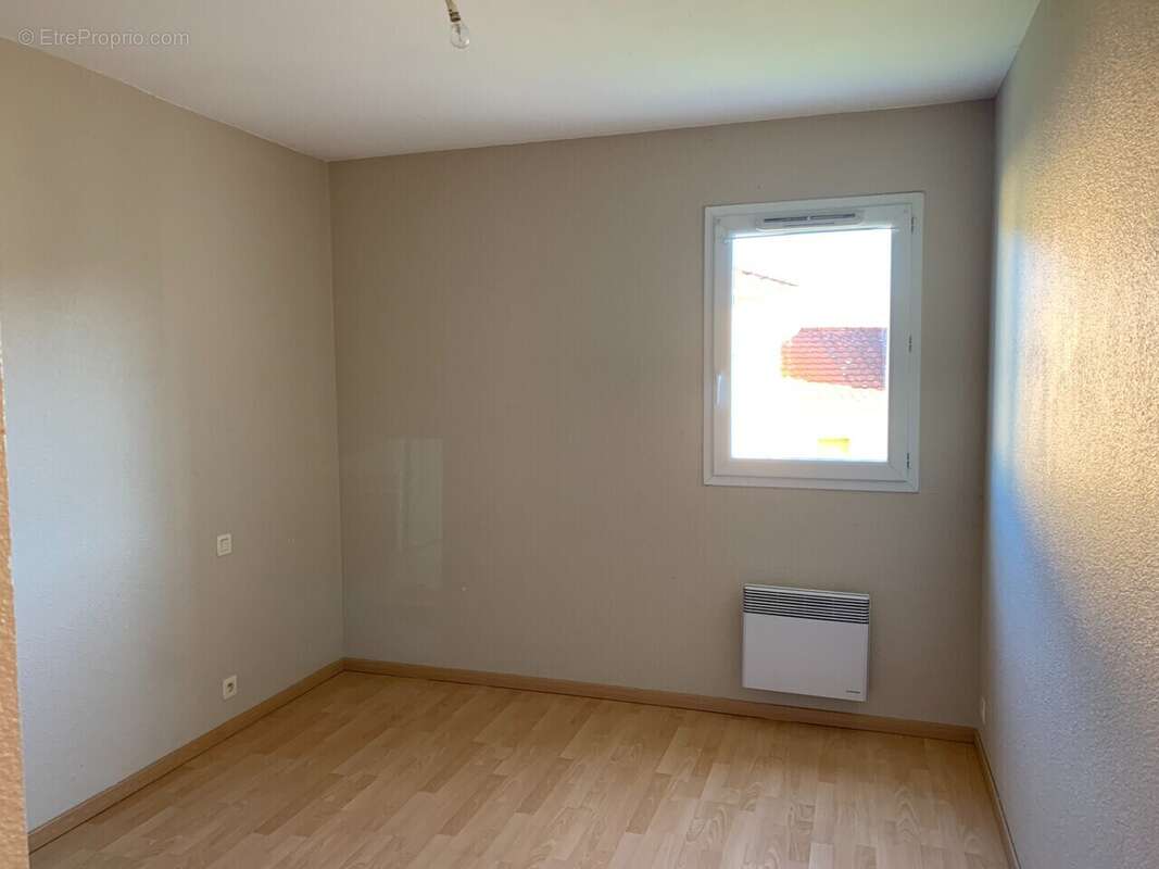 Appartement à OBJAT