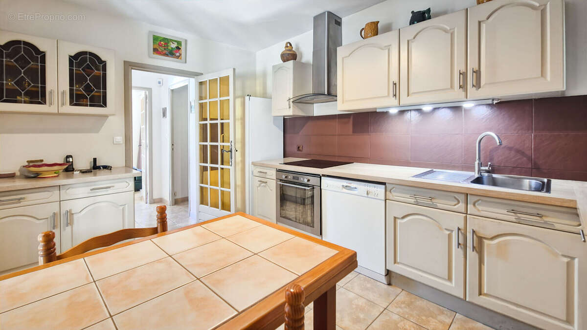 Maison à CHATEAURENARD