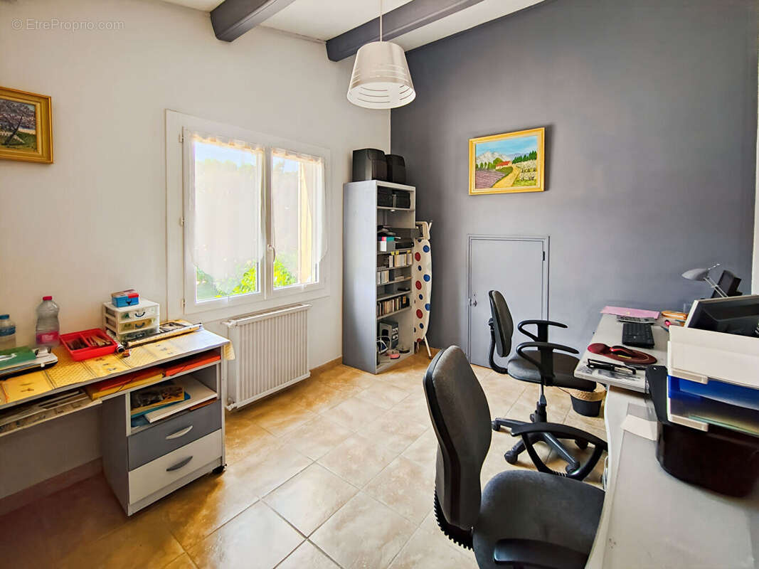 Maison à CHATEAURENARD