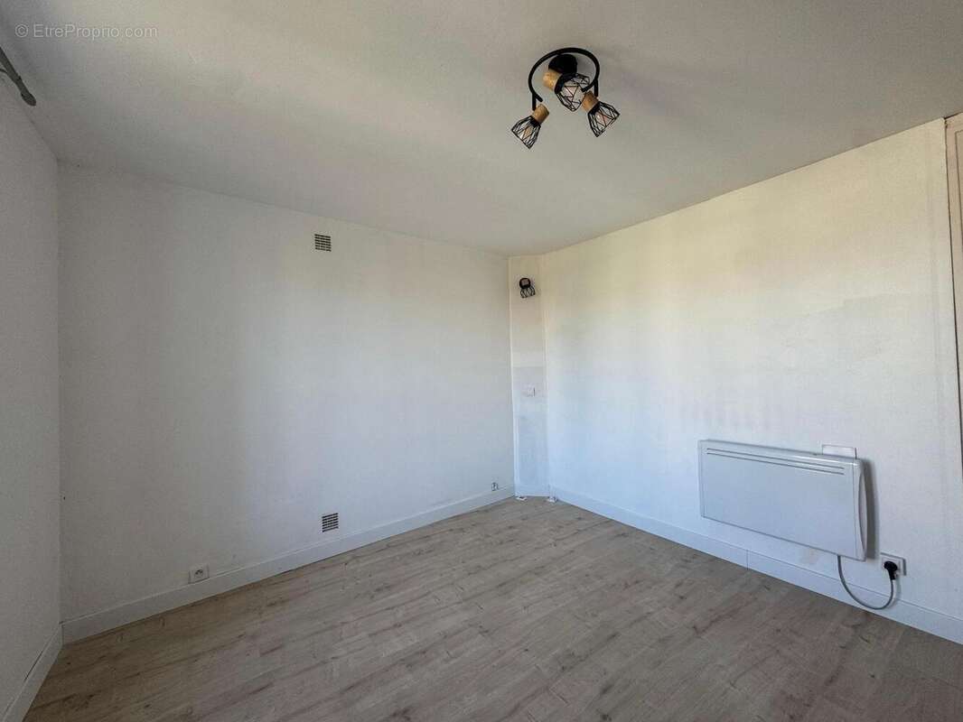   - Maison à SAINT-JEAN-DE-THOUARS