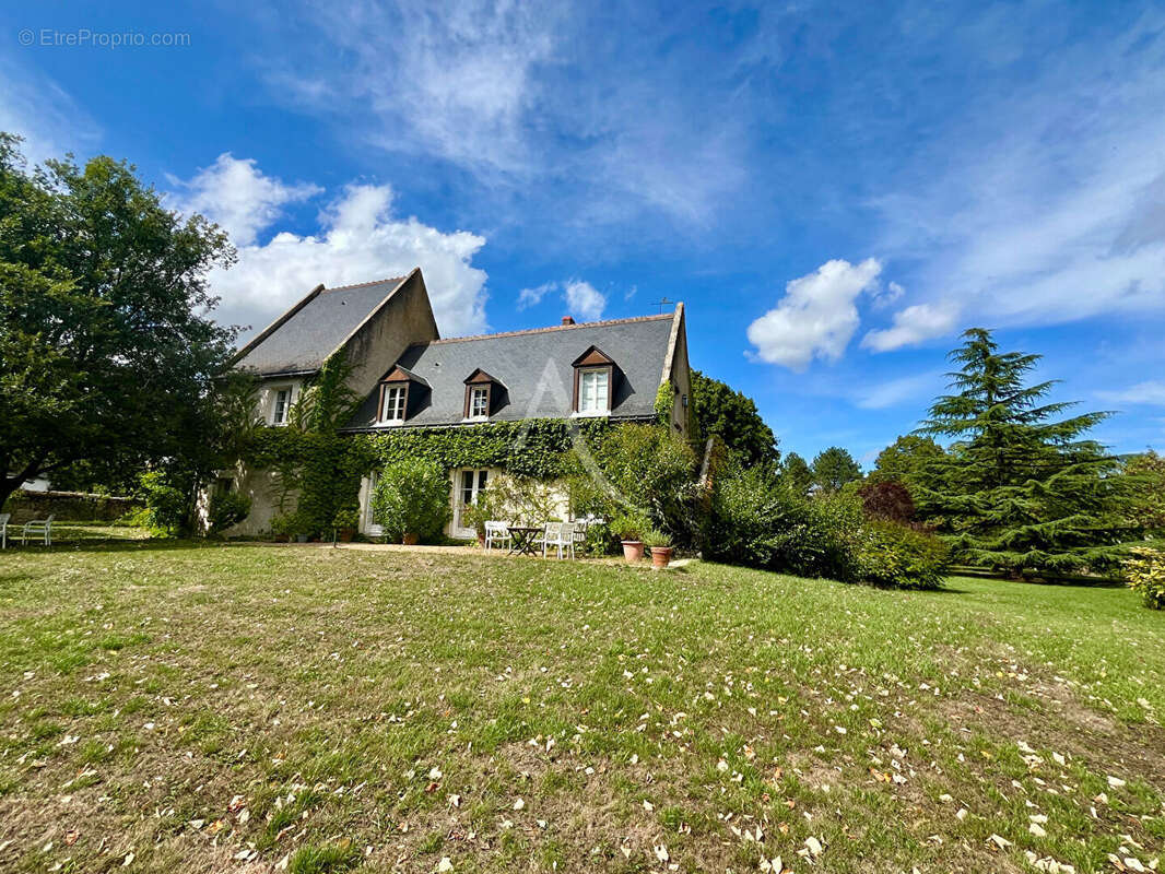 Maison à ROCHECORBON