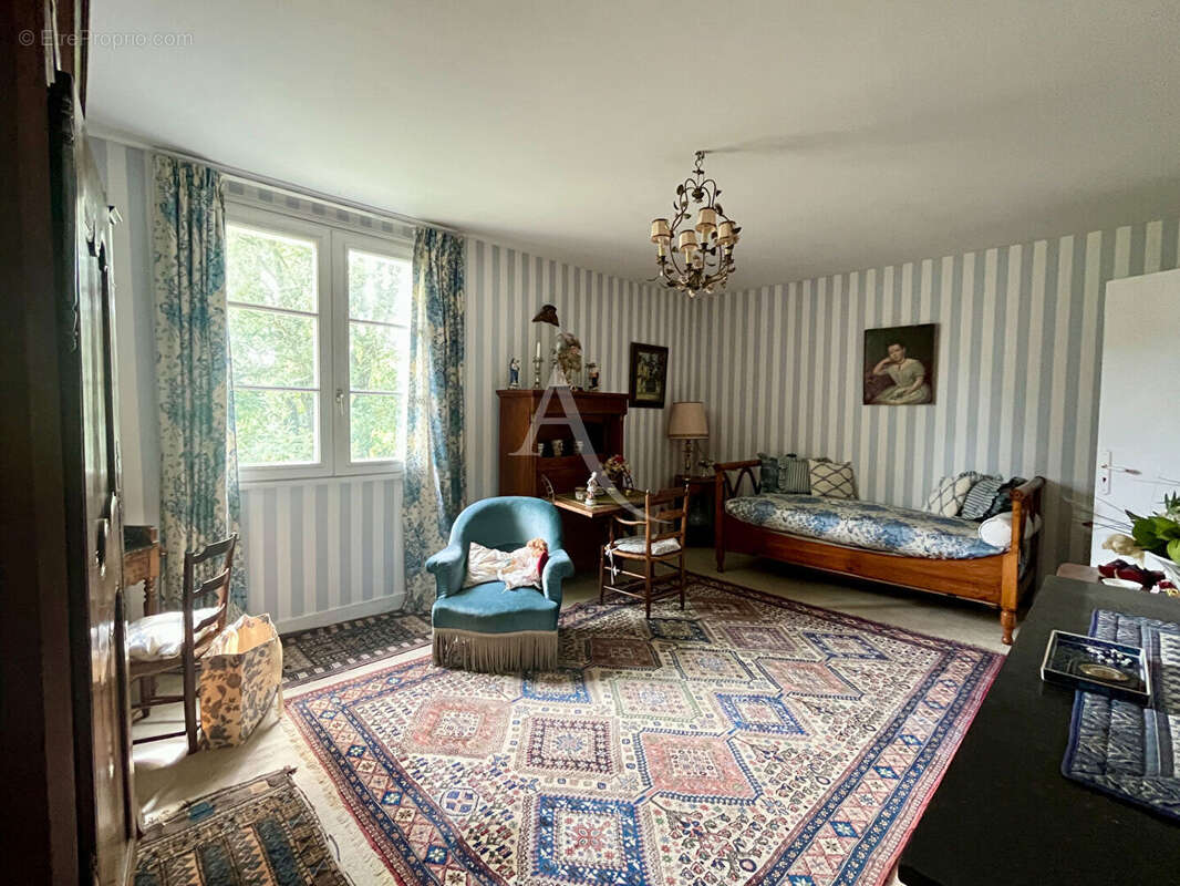 Maison à ROCHECORBON