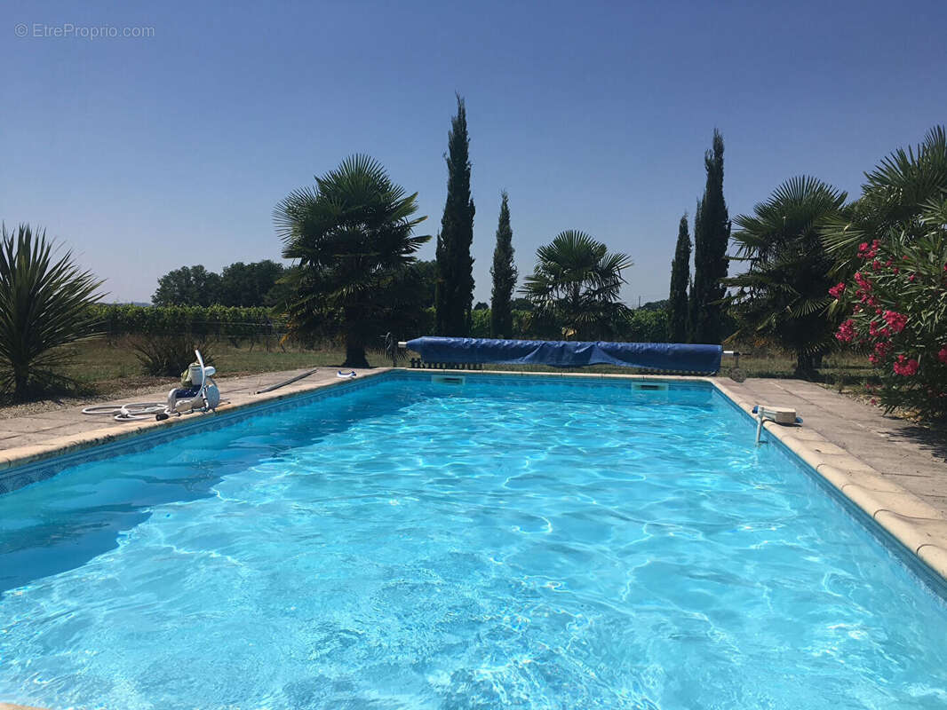 Maison à SAINT-EMILION