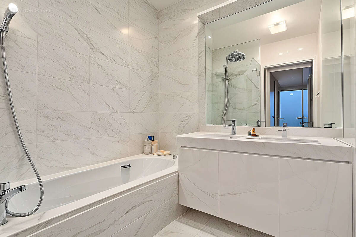 Appartement à SAINT-DENIS