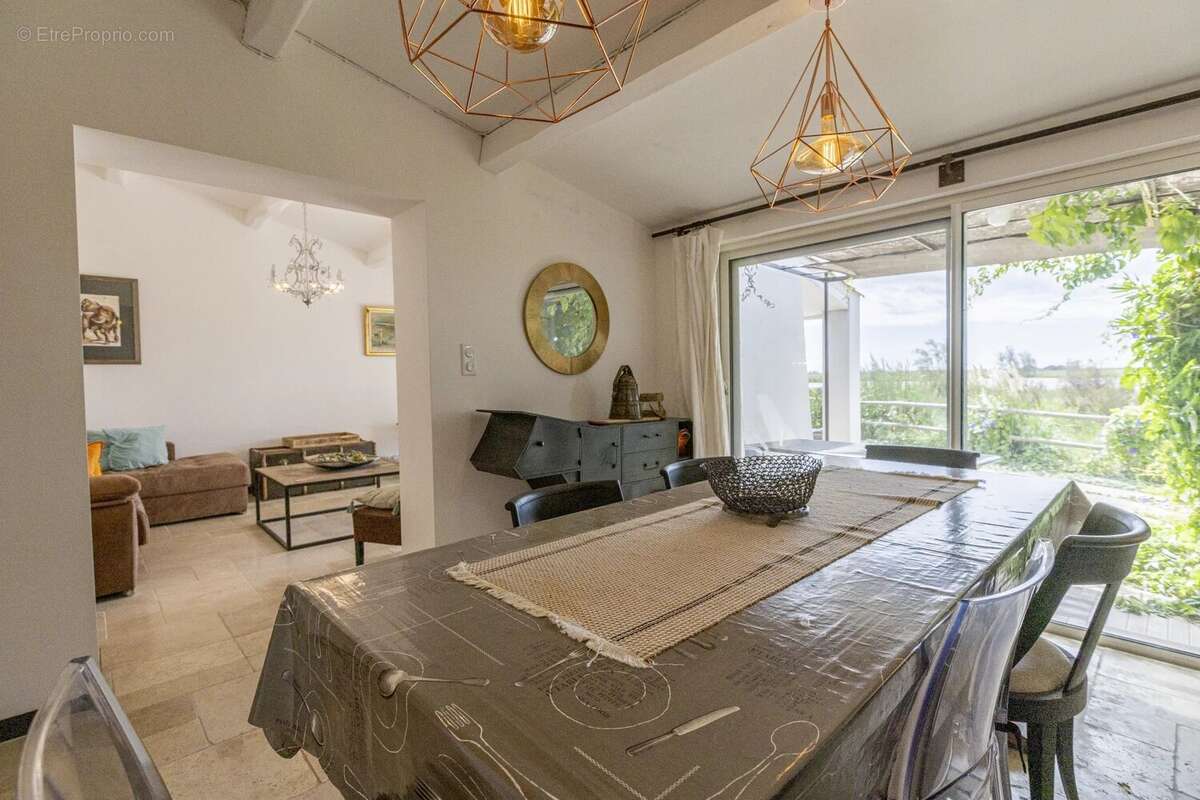 Maison à SAINTES-MARIES-DE-LA-MER