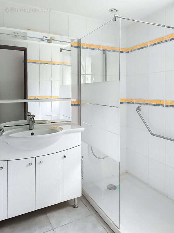 Maison à LES ANGLES