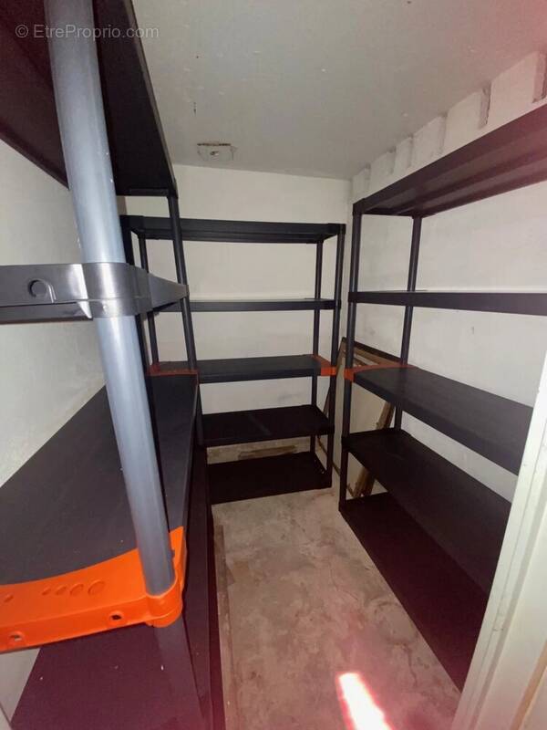 Autre à VILLENEUVE-LOUBET