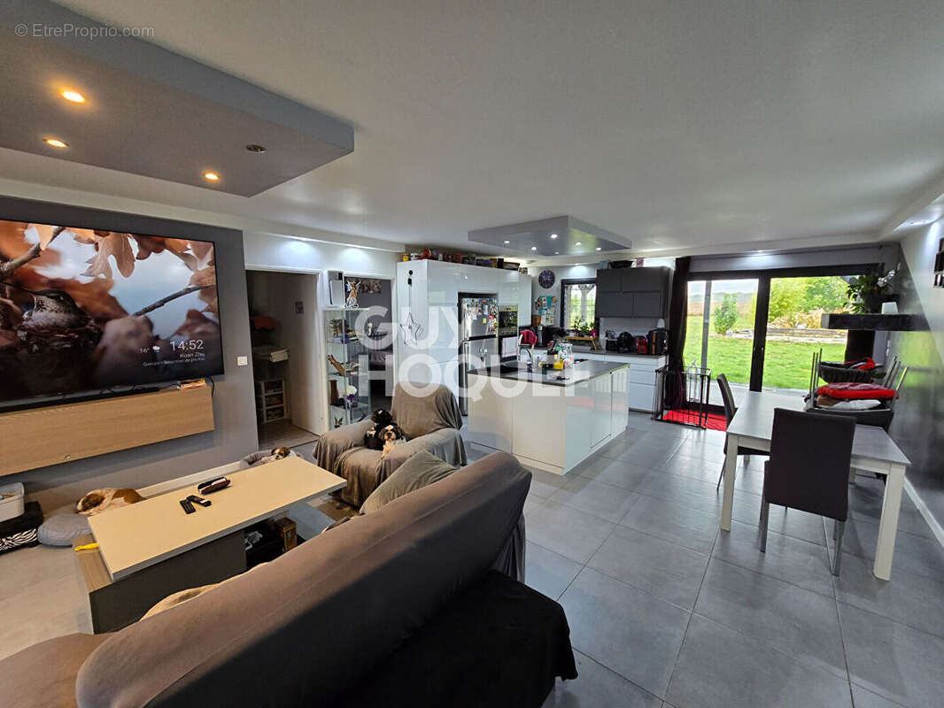 Maison à MILLY-LA-FORET