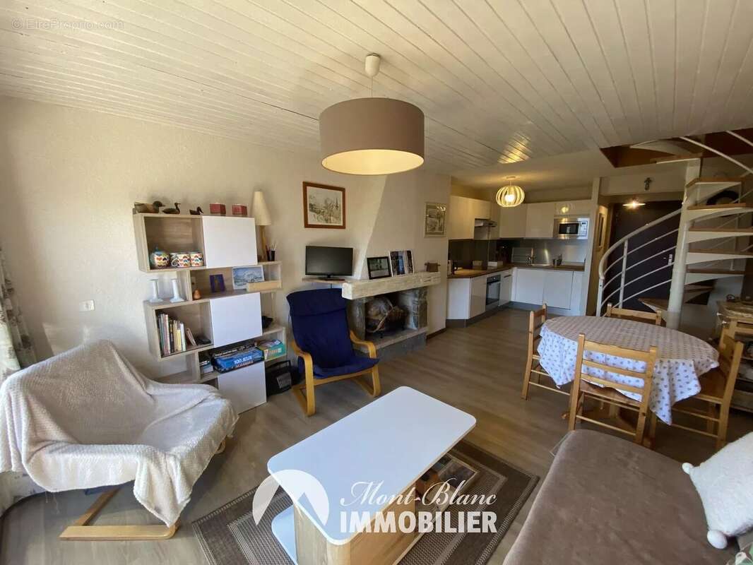 Appartement à COMBLOUX