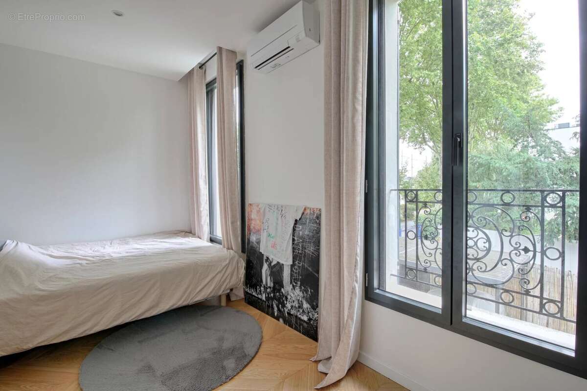 Maison à SAINT-MAUR-DES-FOSSES