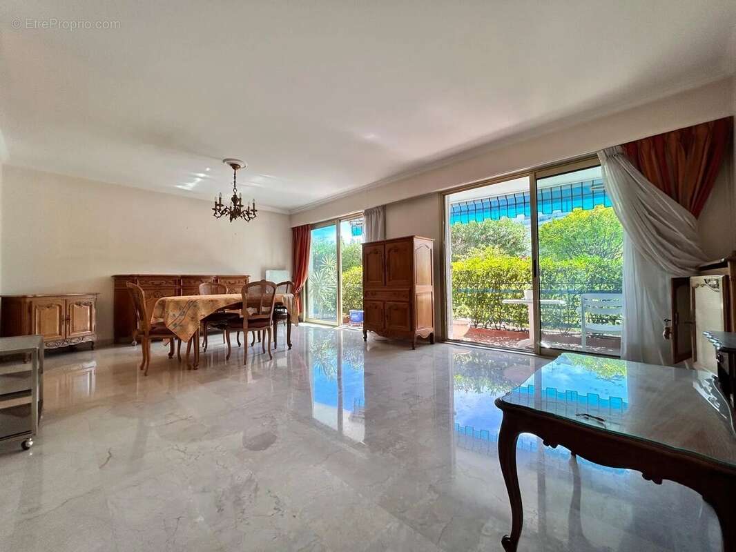 Appartement à ANTIBES
