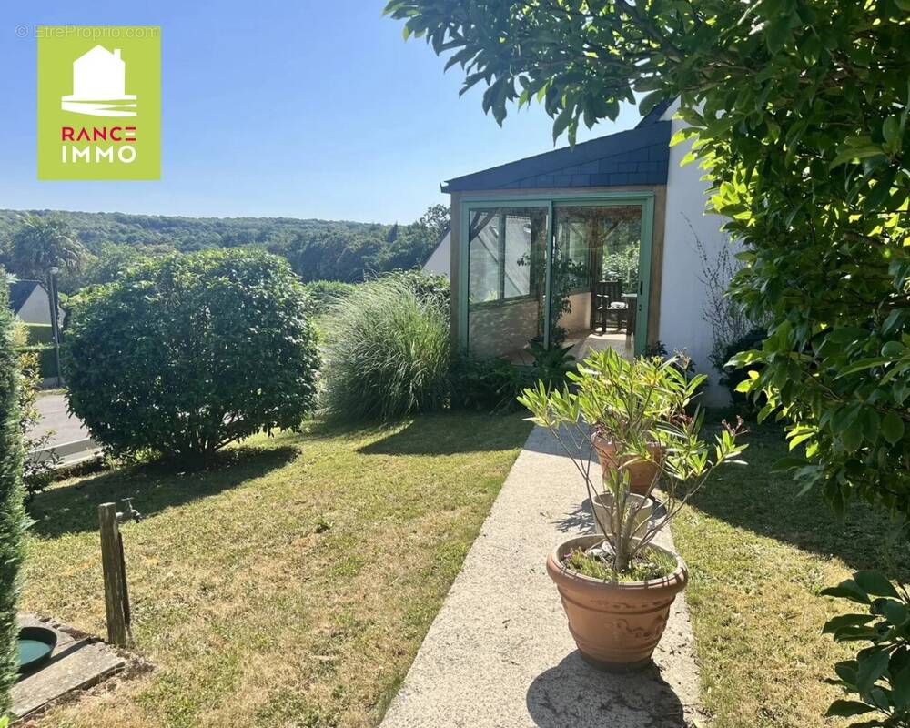 Maison à PLOUER-SUR-RANCE