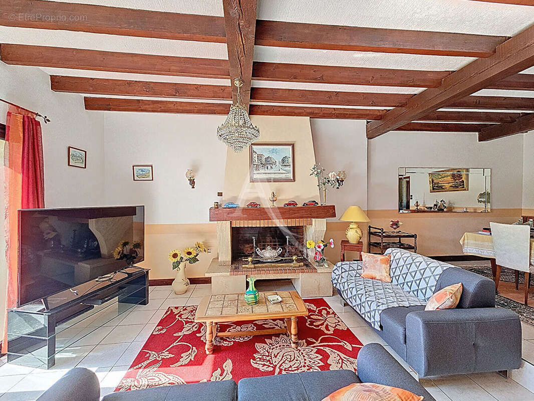 Maison à CASTELMAUROU