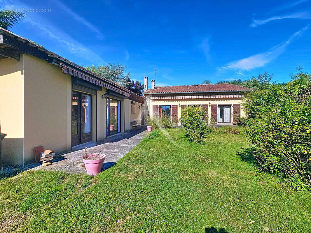 Maison à CASTELMAUROU