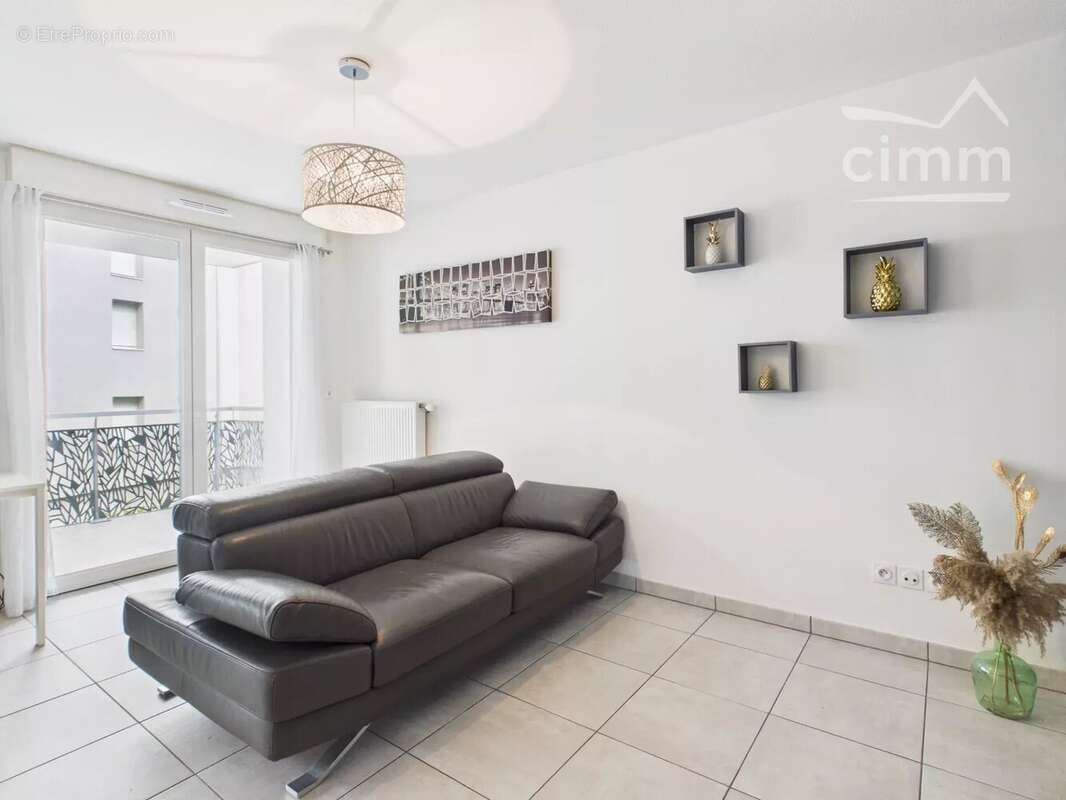 Appartement à MEYLAN