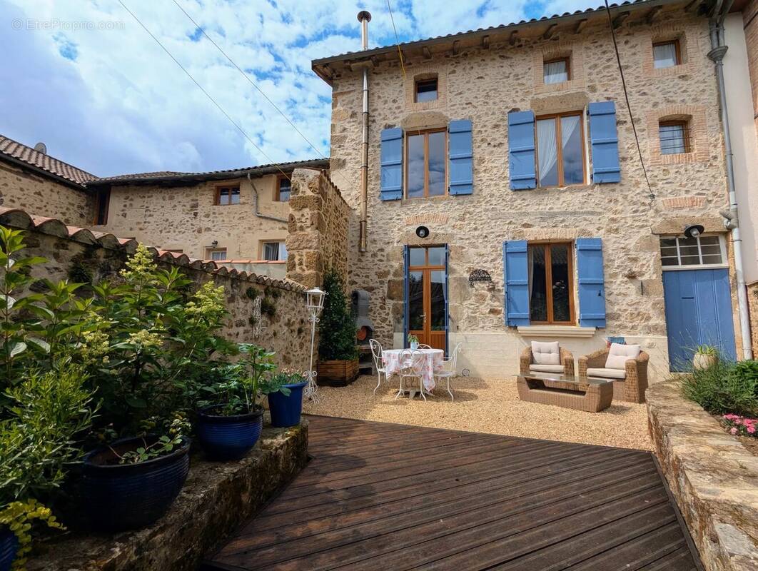 Maison à ROCHECHOUART