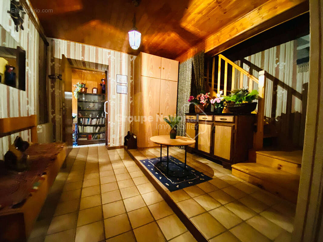 Maison à SAINT-MARTIN-DE-FUGERES