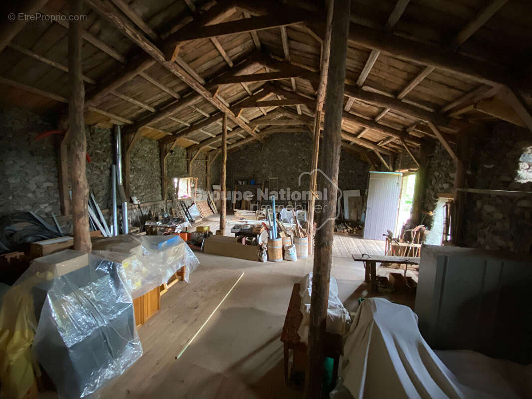 Maison à SAINT-MARTIN-DE-FUGERES