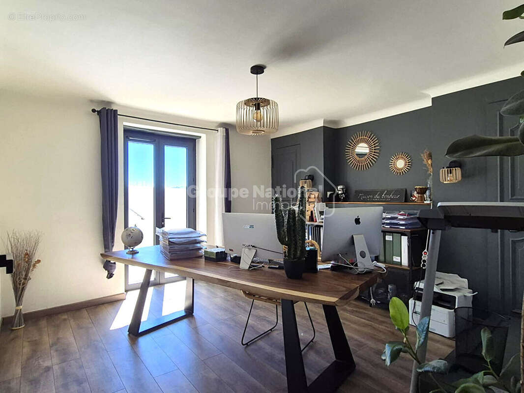 Maison à LORIOL-DU-COMTAT