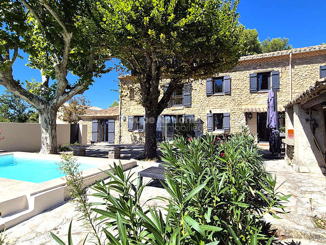 Maison à LORIOL-DU-COMTAT