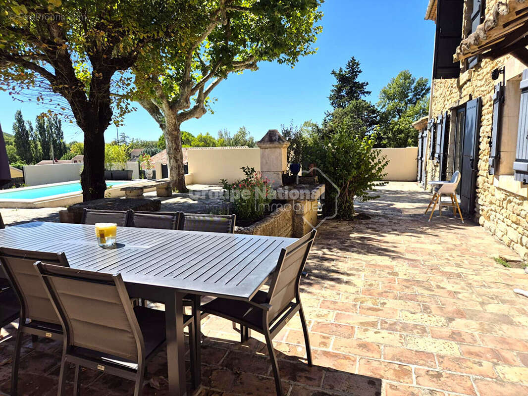 Maison à LORIOL-DU-COMTAT