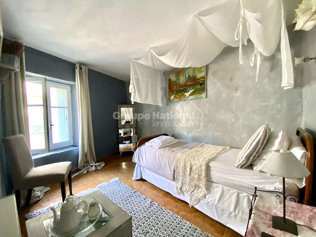 Maison à CHATEAURENARD