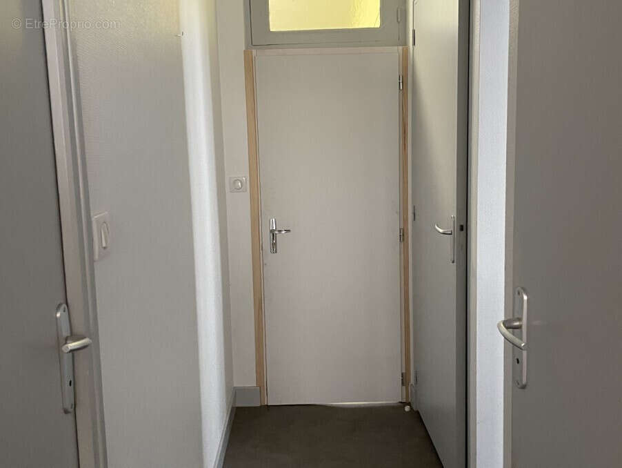 Appartement à SAINT-LEONARD-DE-NOBLAT