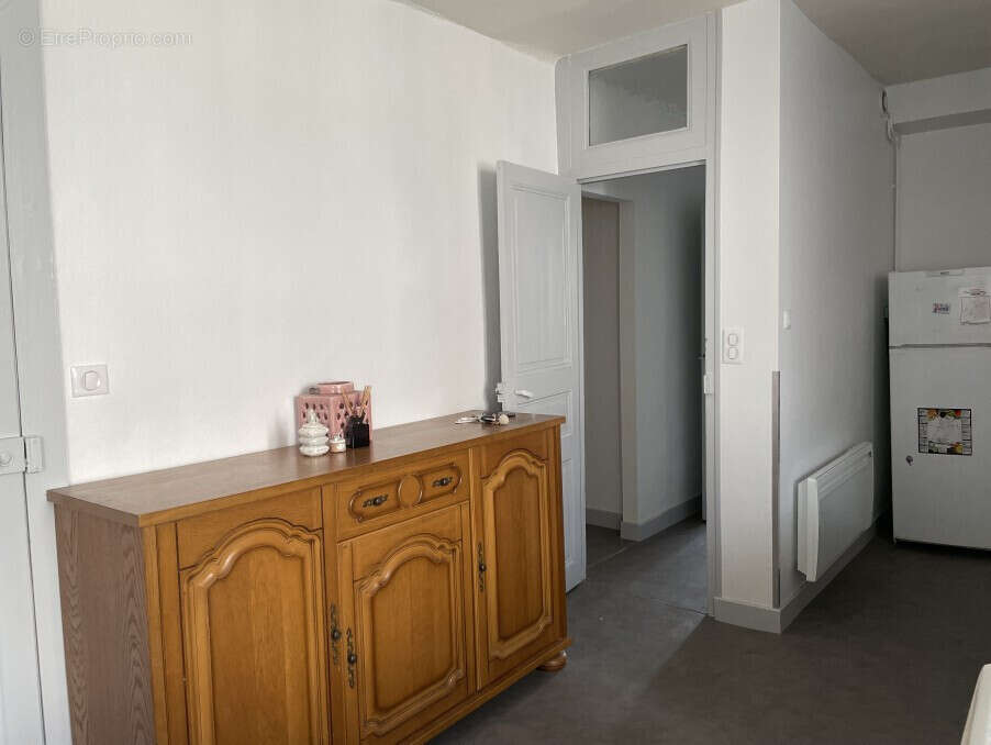 Appartement à SAINT-LEONARD-DE-NOBLAT